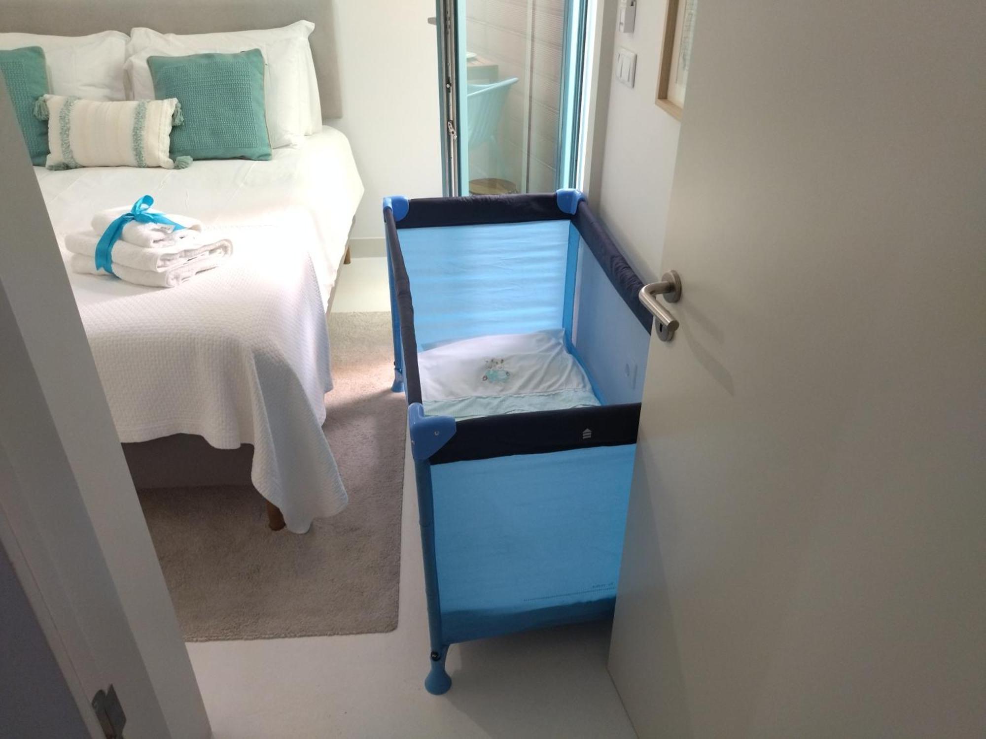 Cais Das Pedras Patio Apartment - With Washer And Dryer Machine Porto Bagian luar foto