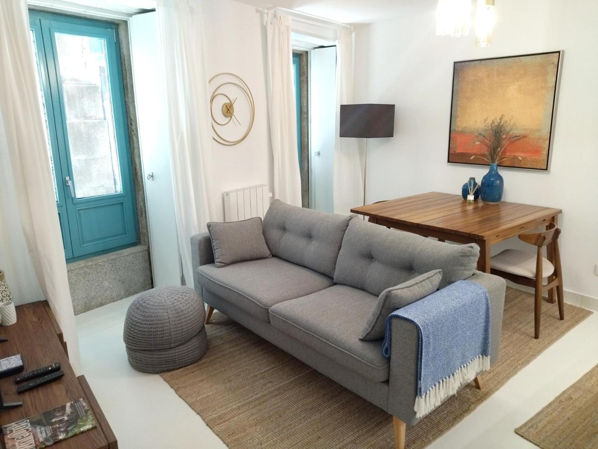 Cais Das Pedras Patio Apartment - With Washer And Dryer Machine Porto Bagian luar foto