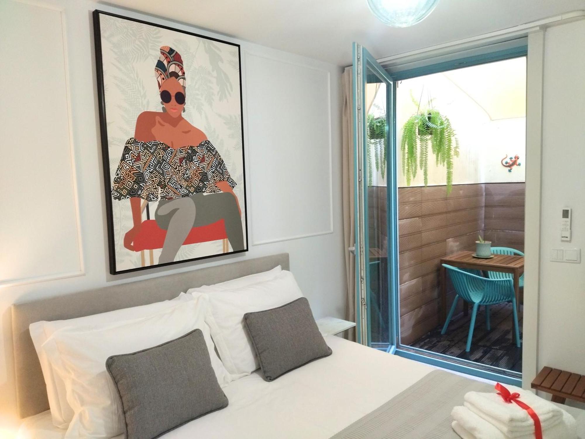 Cais Das Pedras Patio Apartment - With Washer And Dryer Machine Porto Bagian luar foto